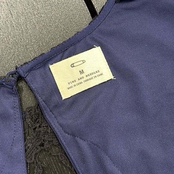 Pins and Needles Navy Blue and Black Lace Caplet Dress - M - Picture 7 of 10